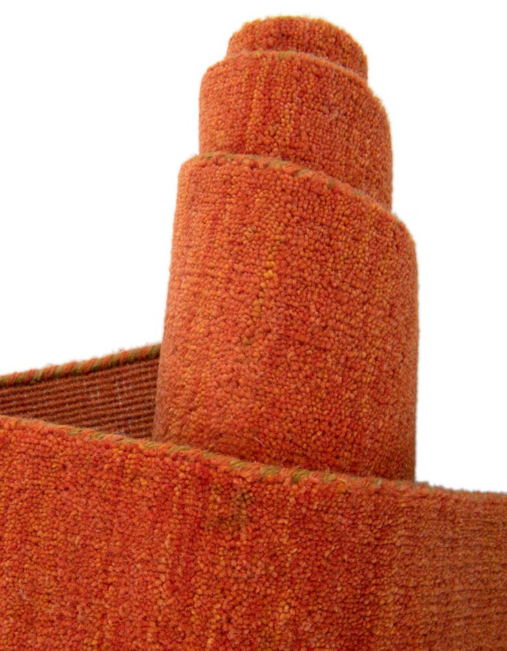 Detail image of 2' 4 x 2' 4 Solid Gabbeh Wool Round Rug