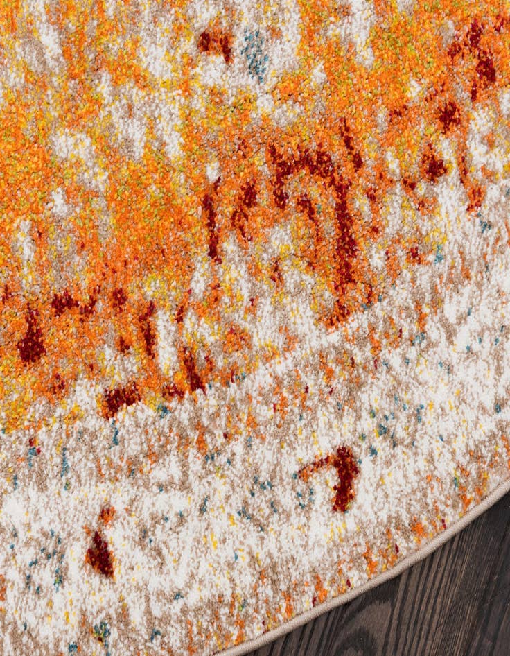 Detail image of 3' 3 x 3' 3 Veneto Round Rug