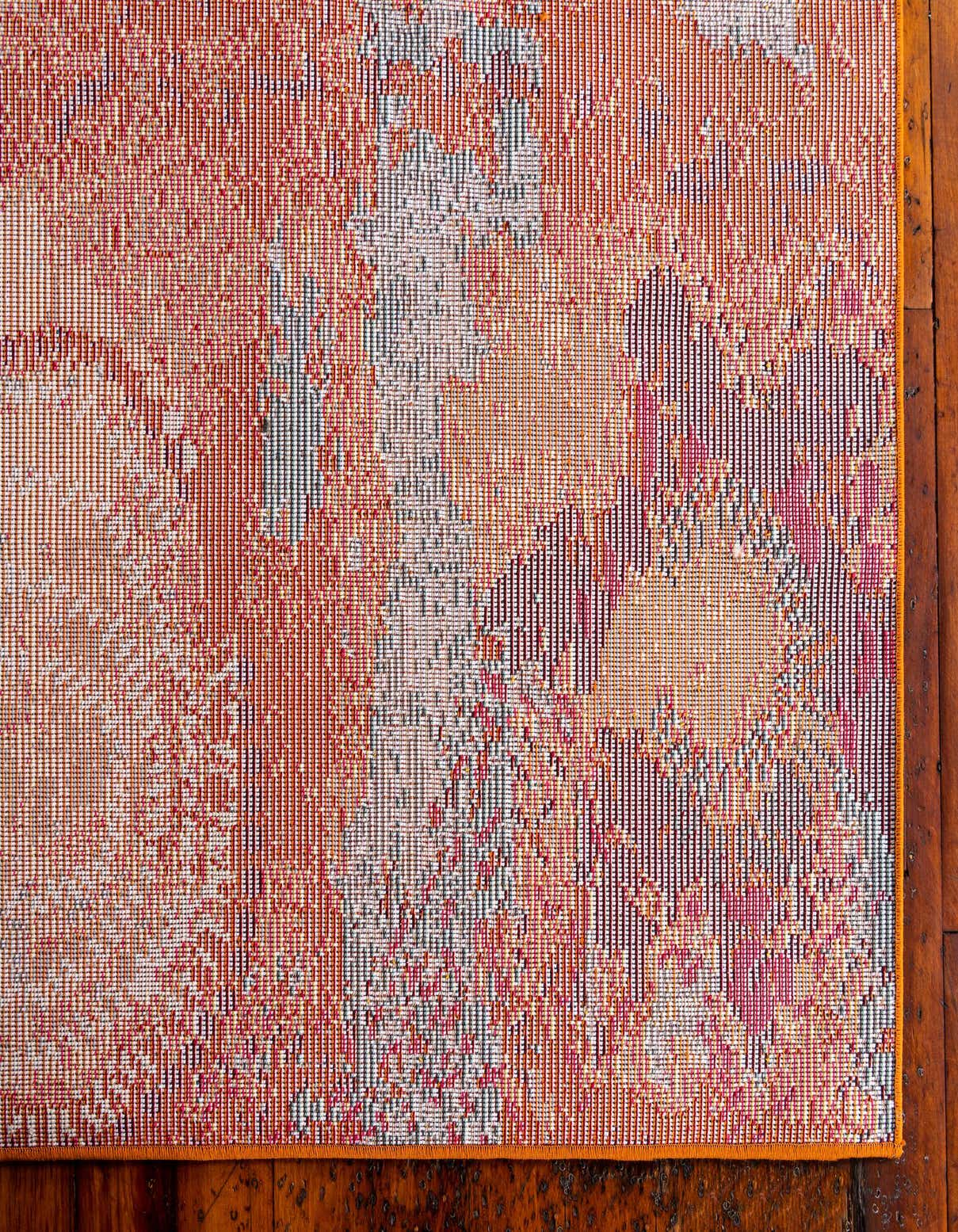 Detail image of 2' 2 x 6' 9 Casablanca Runner Rug