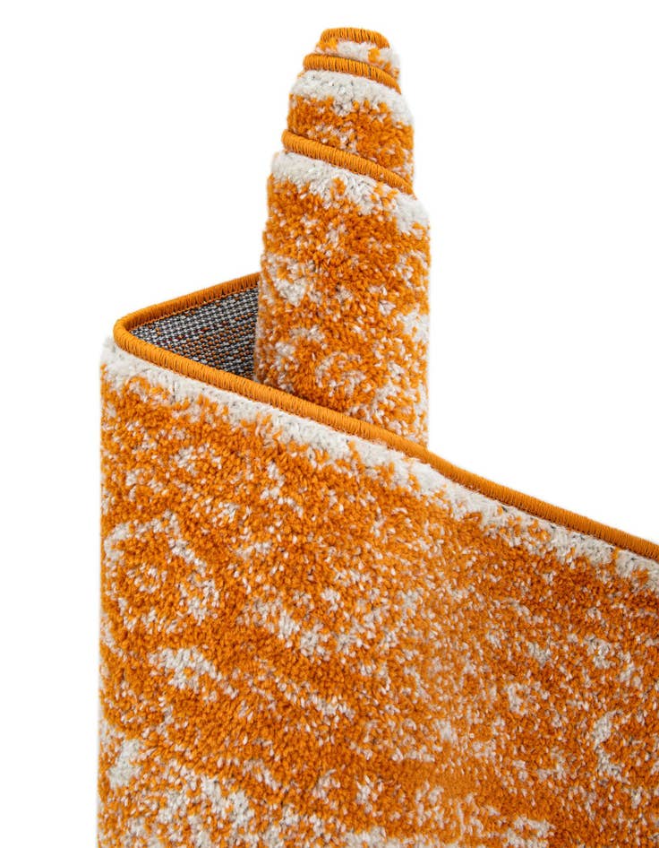 Detail image of 2' 7 x 10' Dover Runner Rug