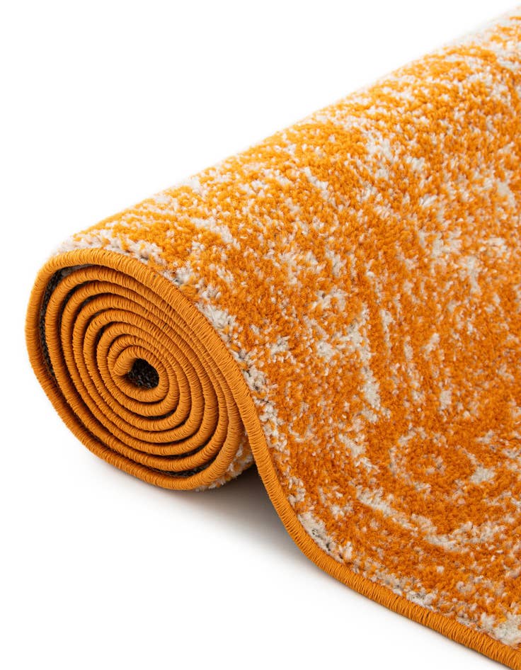 Detail image of 2' 7 x 10' Dover Runner Rug