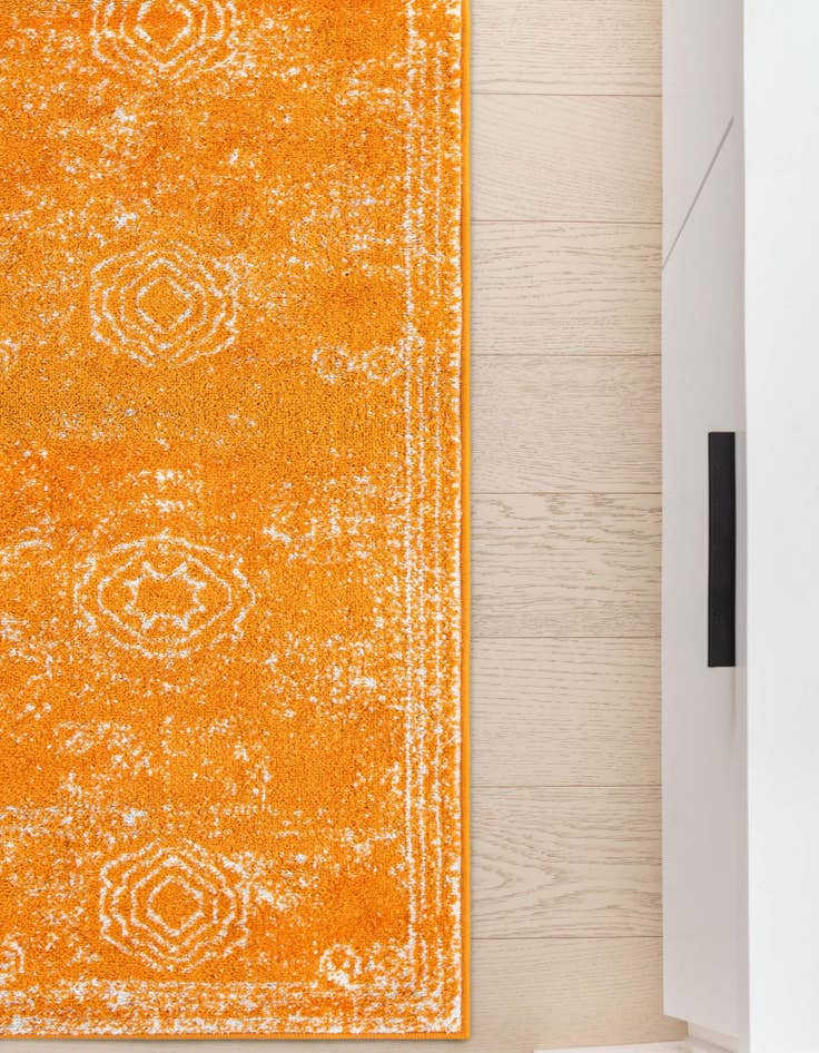 Detail image of 2' 7 x 12' Dover Runner Rug