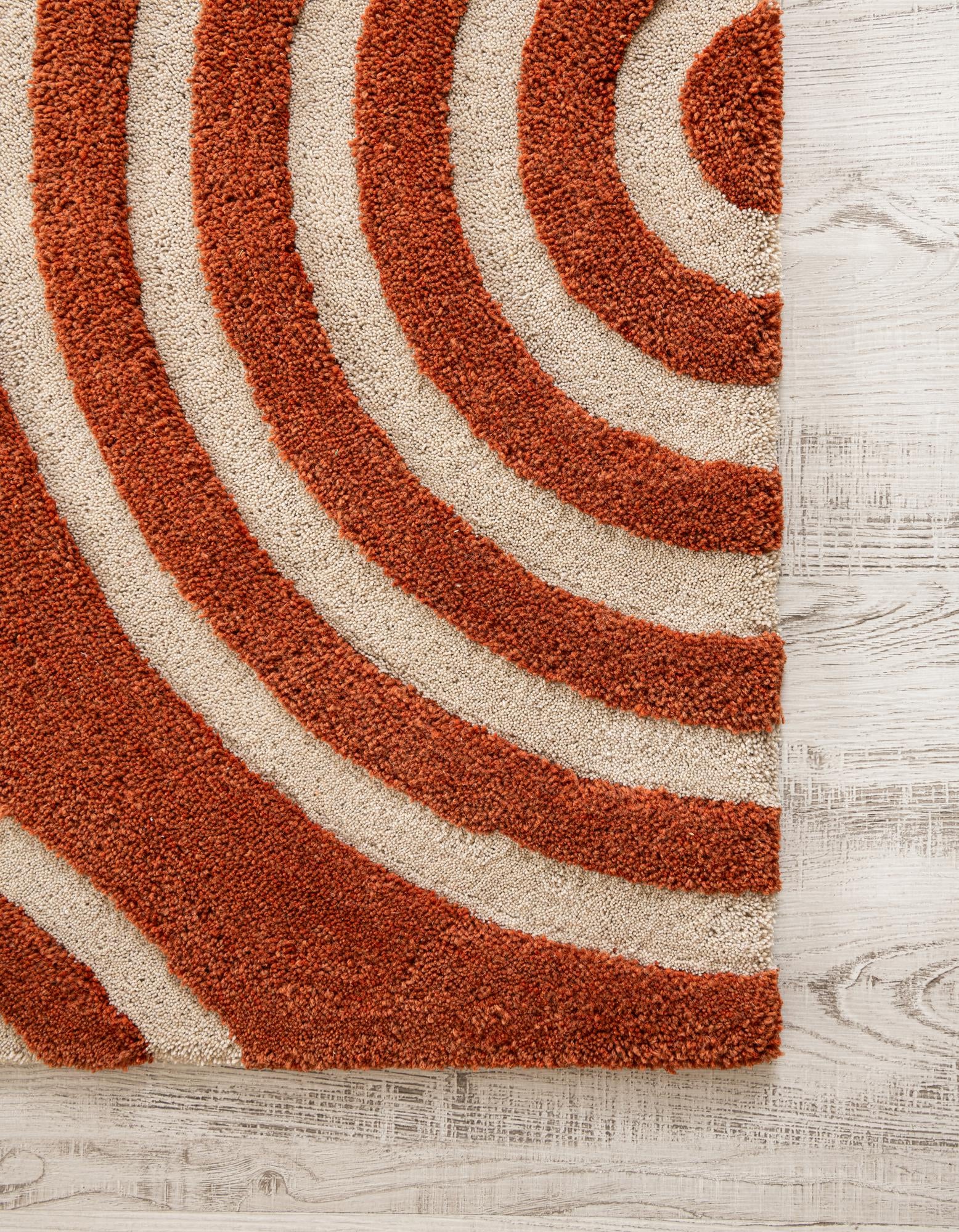2' x 8' Handtufted Wool Runner Rug
