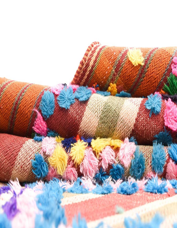 Detail image of 4' 1 x 12' 1 Jajim Runner Rug