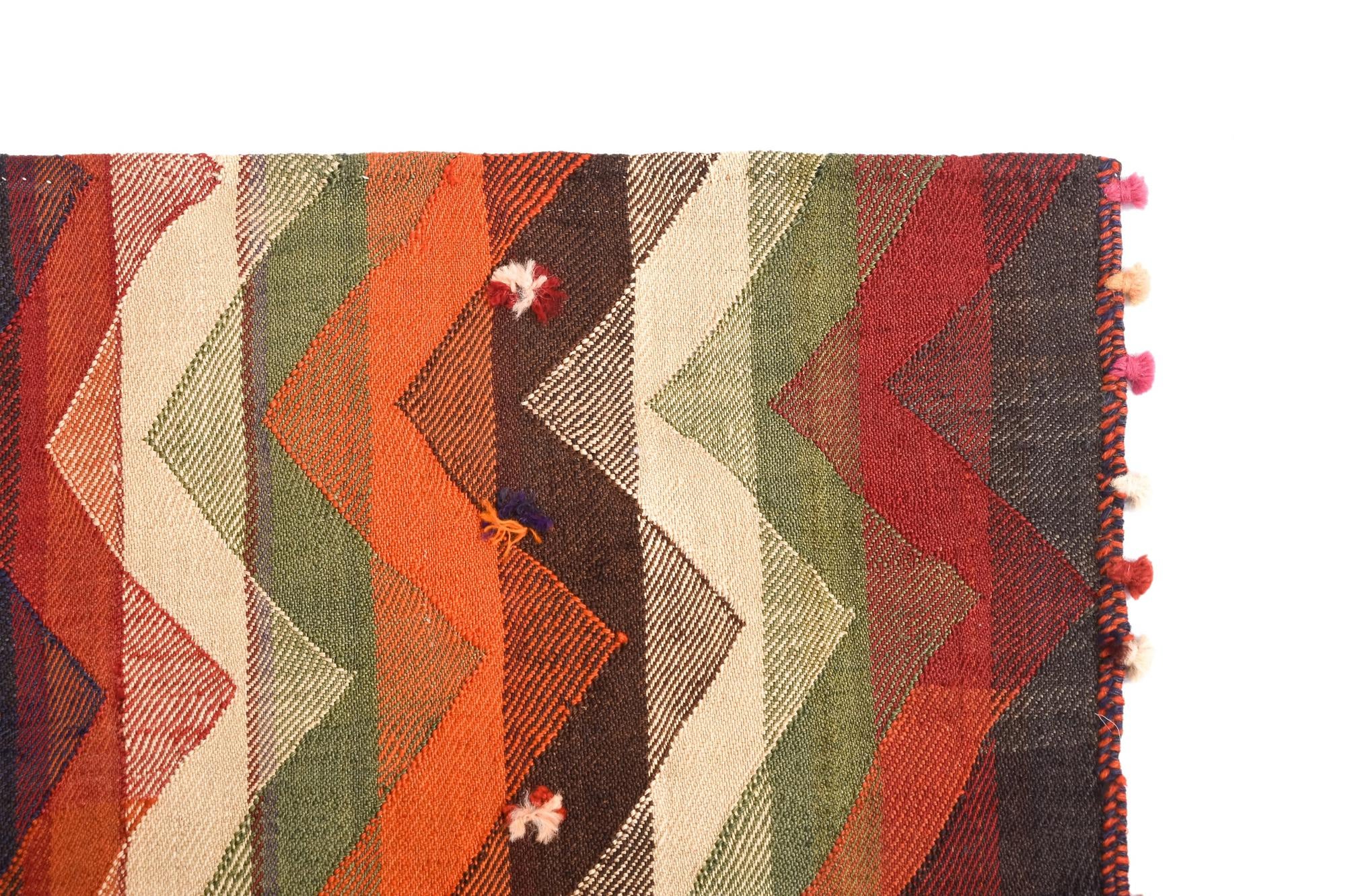 4' 8 x 8' 11 Jajim Runner Rug