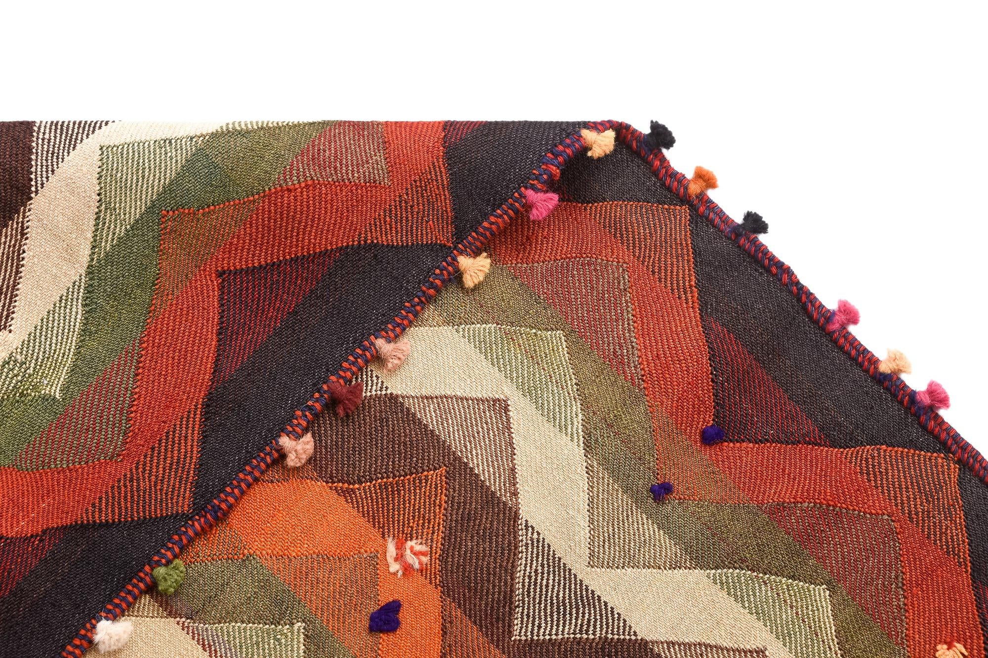 4' 8 x 8' 11 Jajim Runner Rug