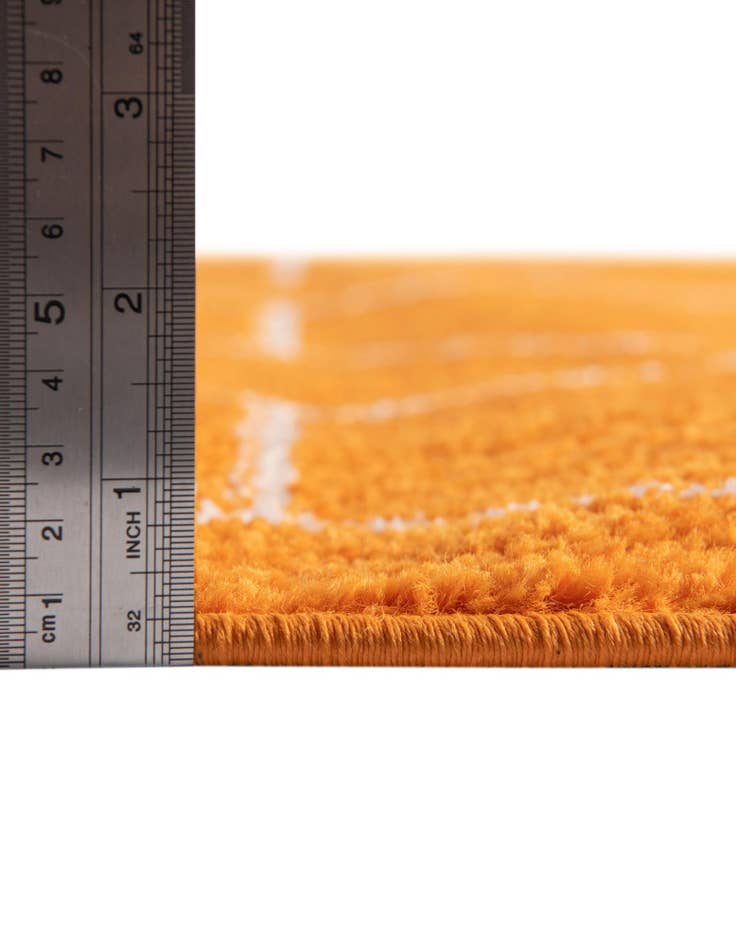 Detail image of 2' x 6' Lattice Frieze Runner Rug