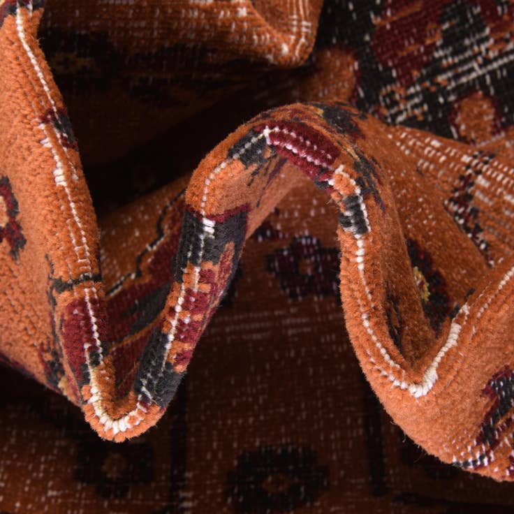 Detail image of 2' 7 x 12' Lucerne Runner Rug