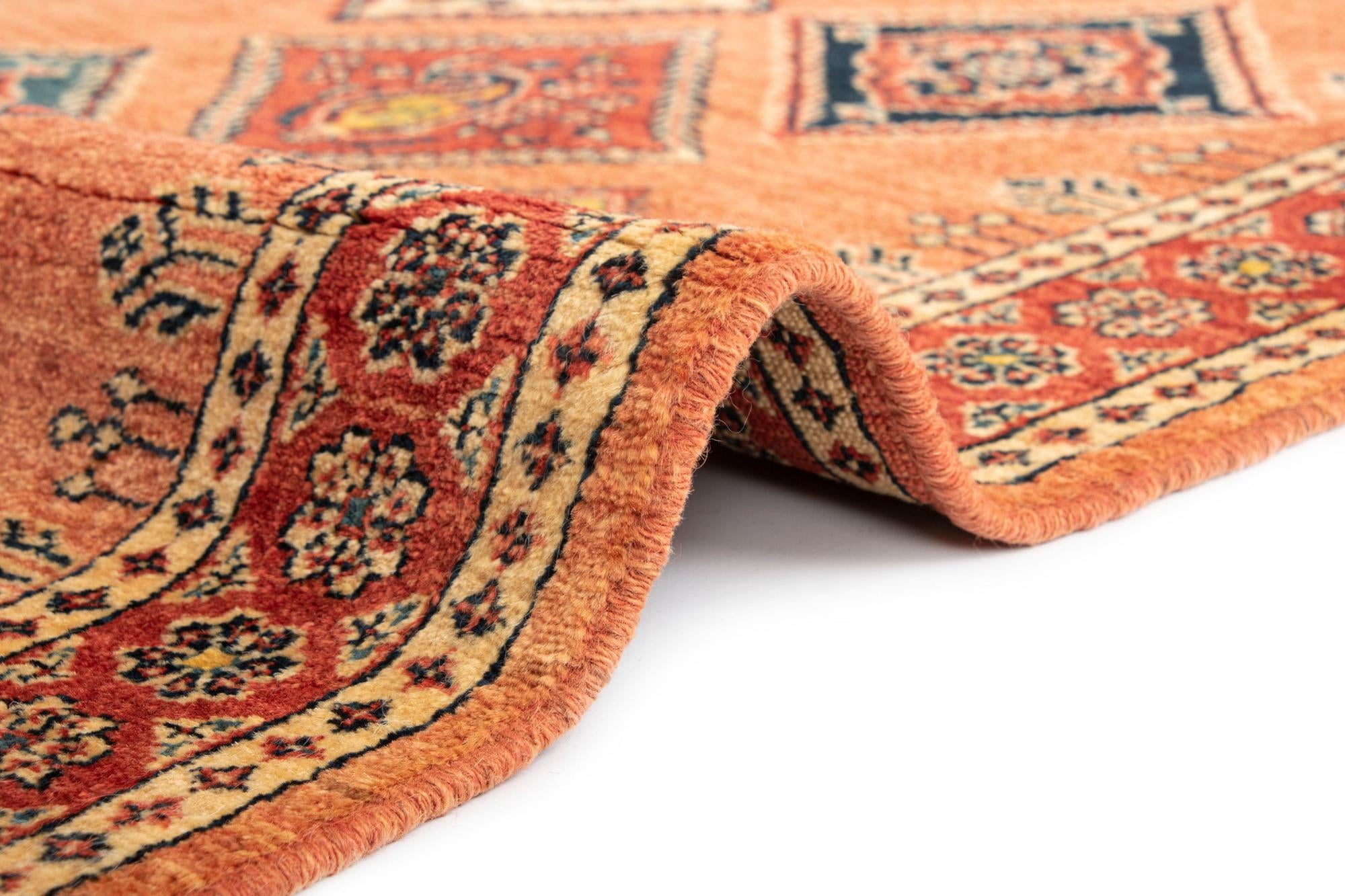 2' 9 x 6' 7 Luribaft Wool Runner Rug