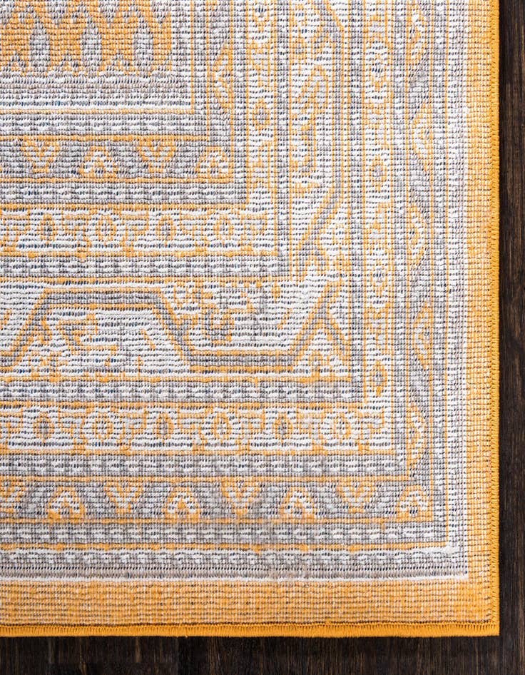 Detail image of 2' 9 x 9' 10 SoHo Runner Rug