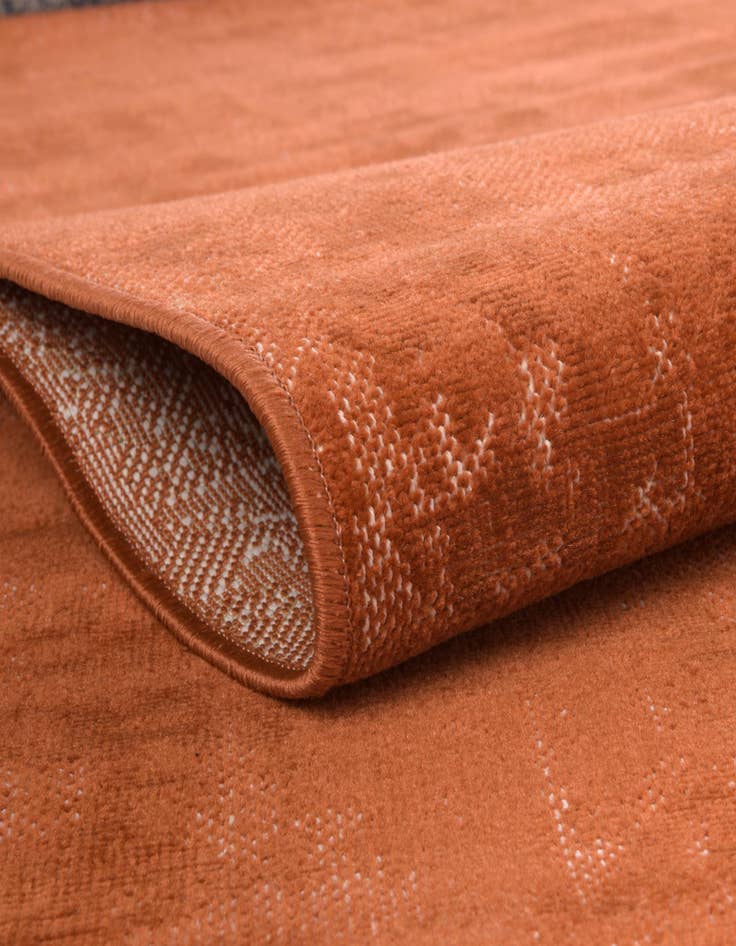 Detail image of 2' x 6' Valencia Runner Rug