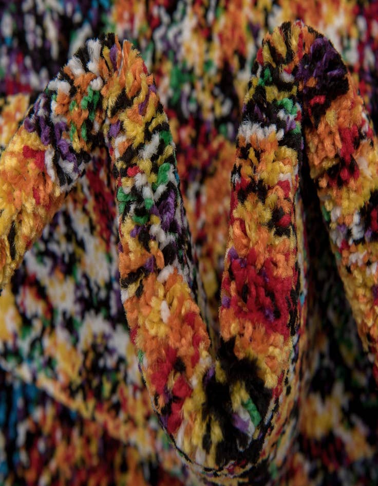 Detail image of 2' 7 x 10' Venice Runner Rug