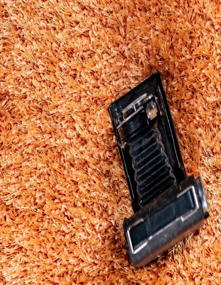 Detail image of 8' x 8' Luxe Solid Shag Square Rug