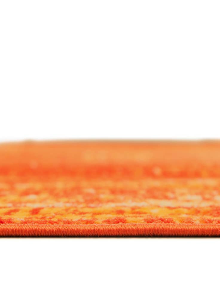 Detail image of 7' 10 x 7' 10 Monte Carlo Square Rug