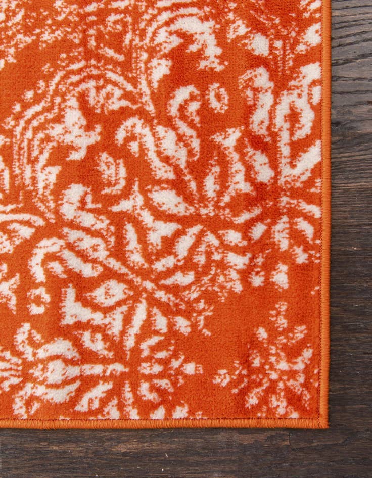 Detail image of 7' 10 x 7' 10 Monte Carlo Square Rug