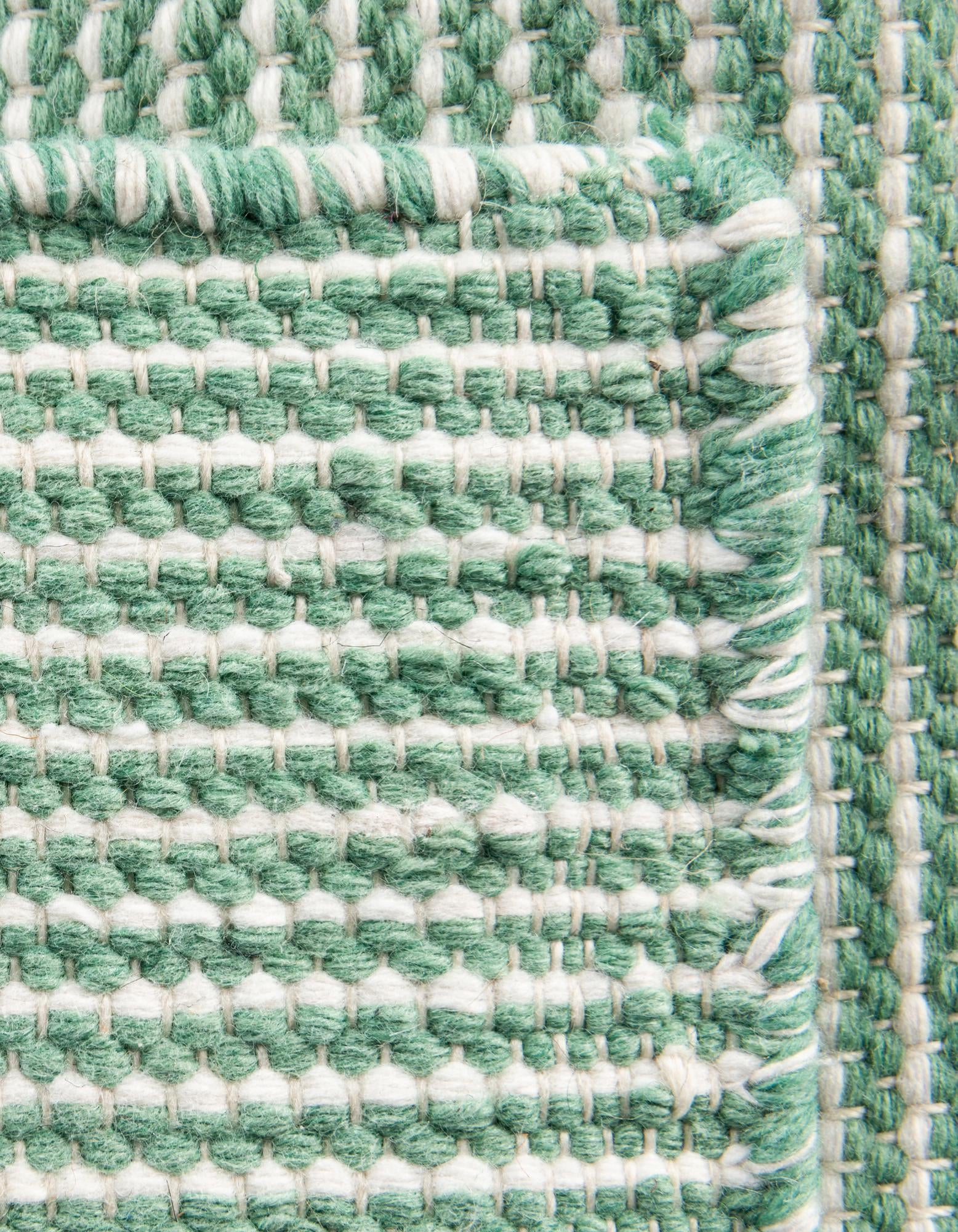 10' x 14' 1 Easy-Clean Jill Zarin Palm Springs Indoor / Outdoor Rug