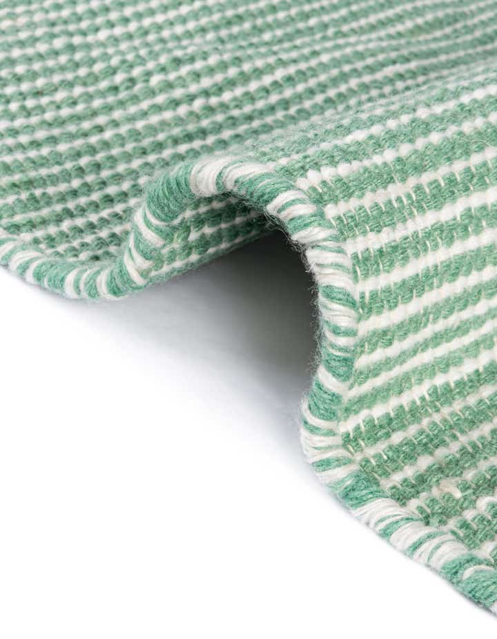 10' x 14' 1 Easy-Clean Jill Zarin Palm Springs Indoor / Outdoor Rug