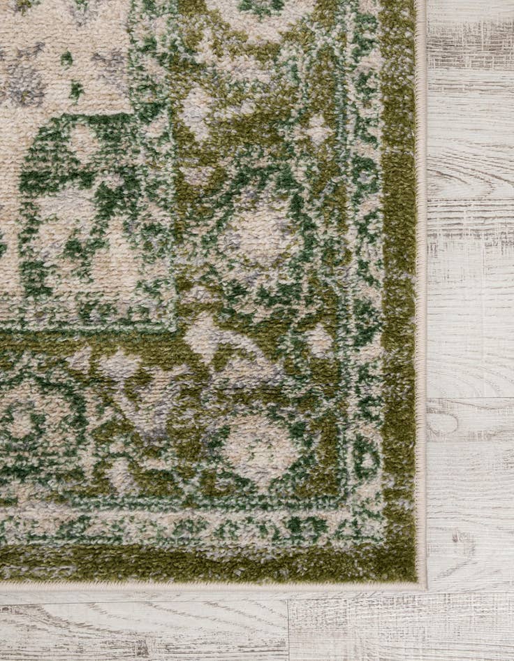 Detail image of 8' x 8' Madeline Vintage Square Rug