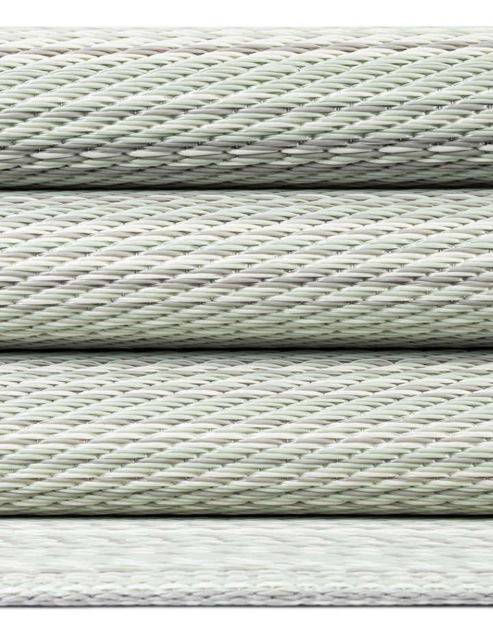 7' 10 x 10' Easy-Clean Vista Breeze Indoor / Outdoor Rug