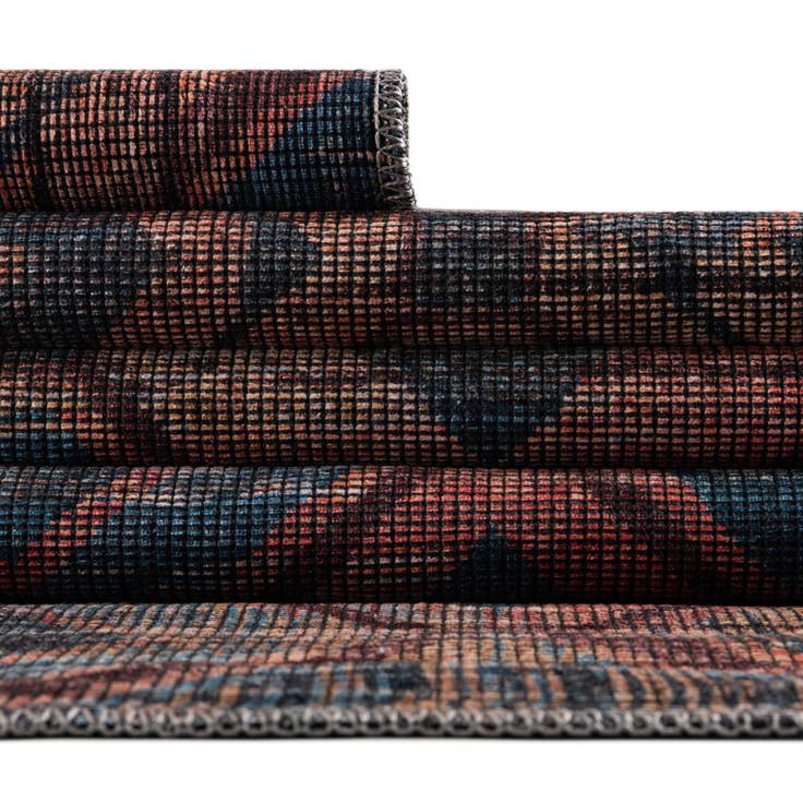 Detail image of 7' 10 x 10' Washable Sisu Rug