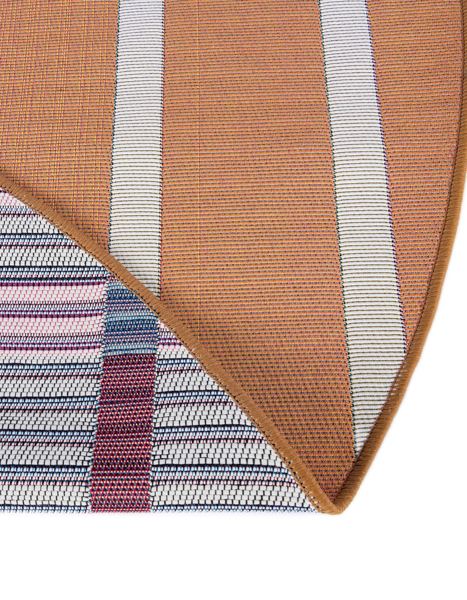 10' x 10' Easy-Clean Striped Indoor / Outdoor Round Rug