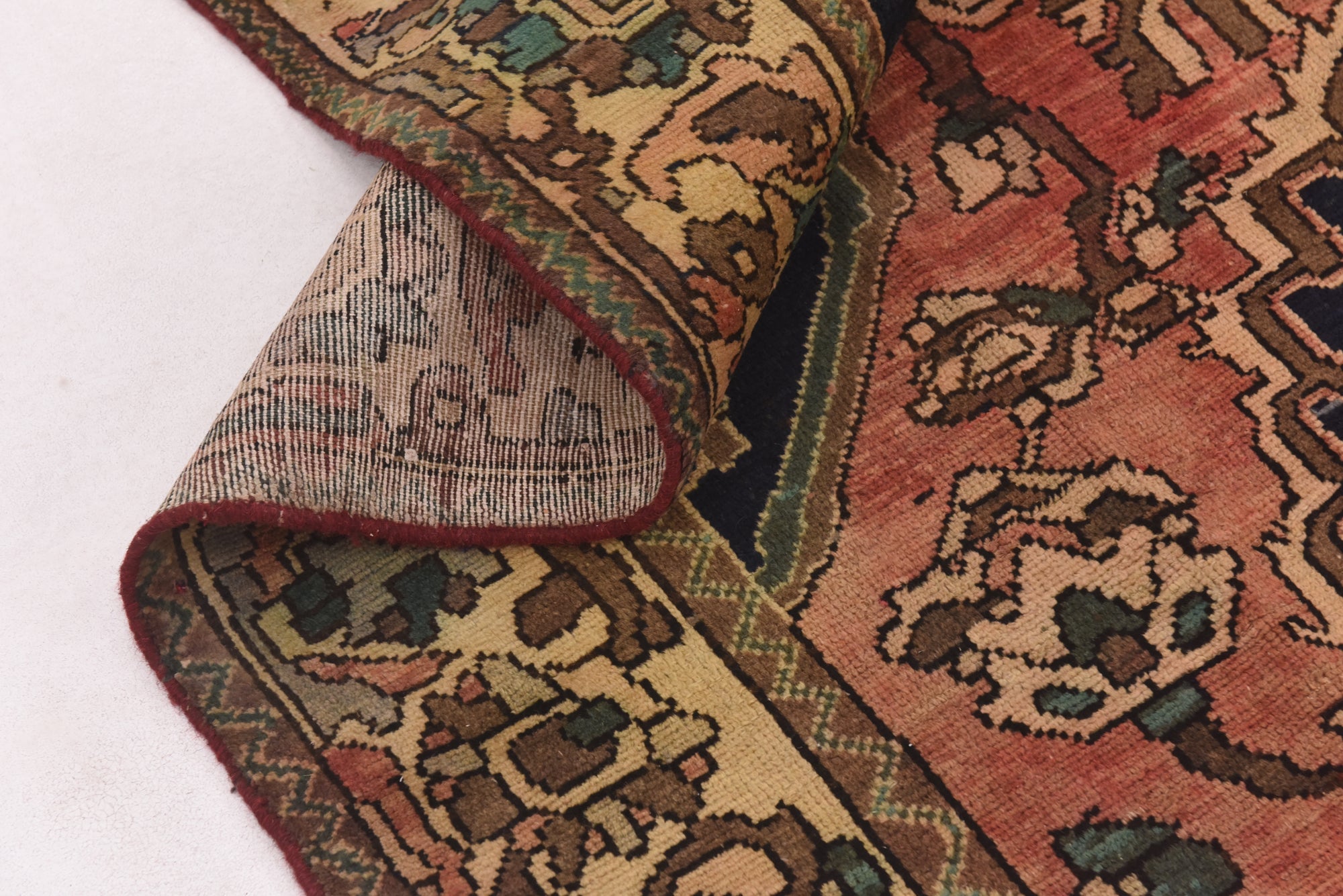 6' 9 x 9' 8 Hand Knotted Bakhtiar Persian Wool Rug