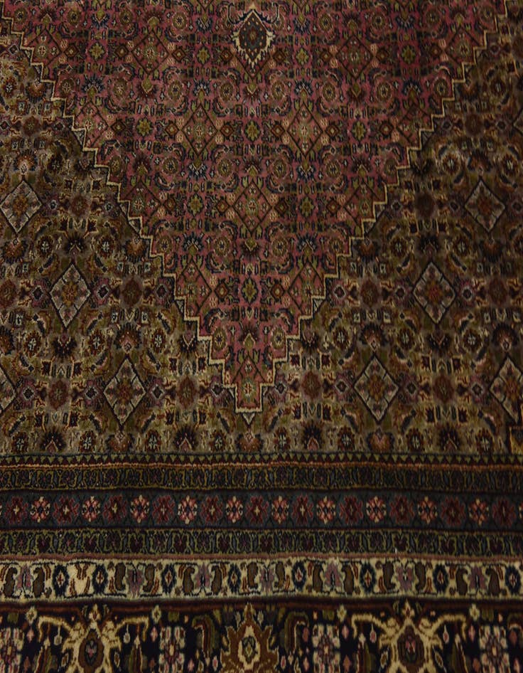 Detail image of 8' 3 x 11' 3 Hand Knotted Bidjar Oriental Wool Rug