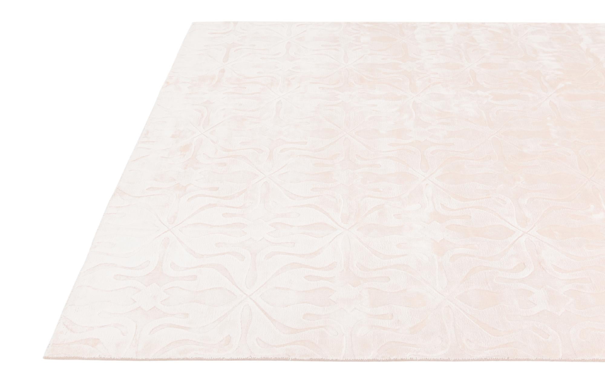 6' 9 x 9' 4 Hand Knotted Darya Wool Rug
