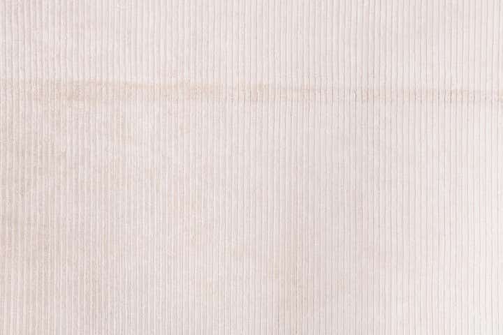 5' 7 x 7' 10 Hand Knotted Darya Wool Rug