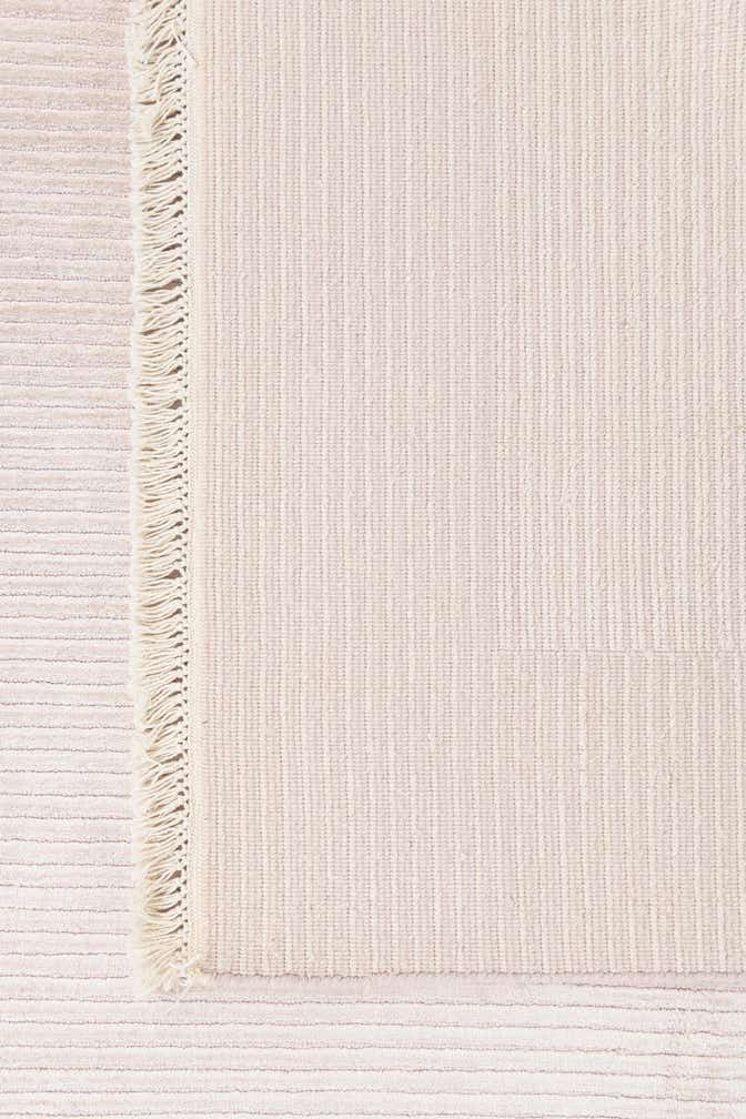 5' 7 x 7' 10 Hand Knotted Darya Wool Rug