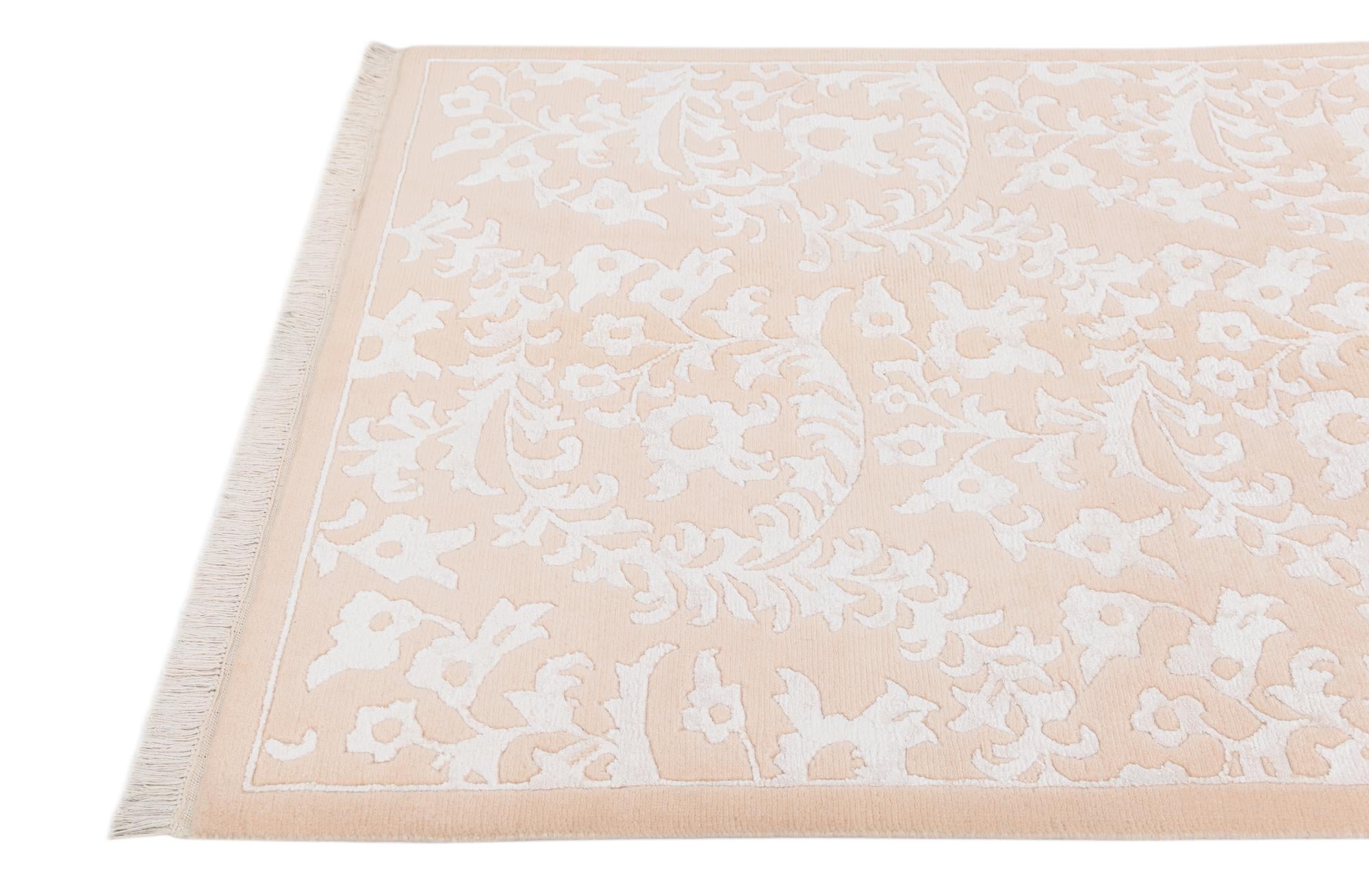 4' 1 x 5' 11 Hand Knotted Darya Wool Rug