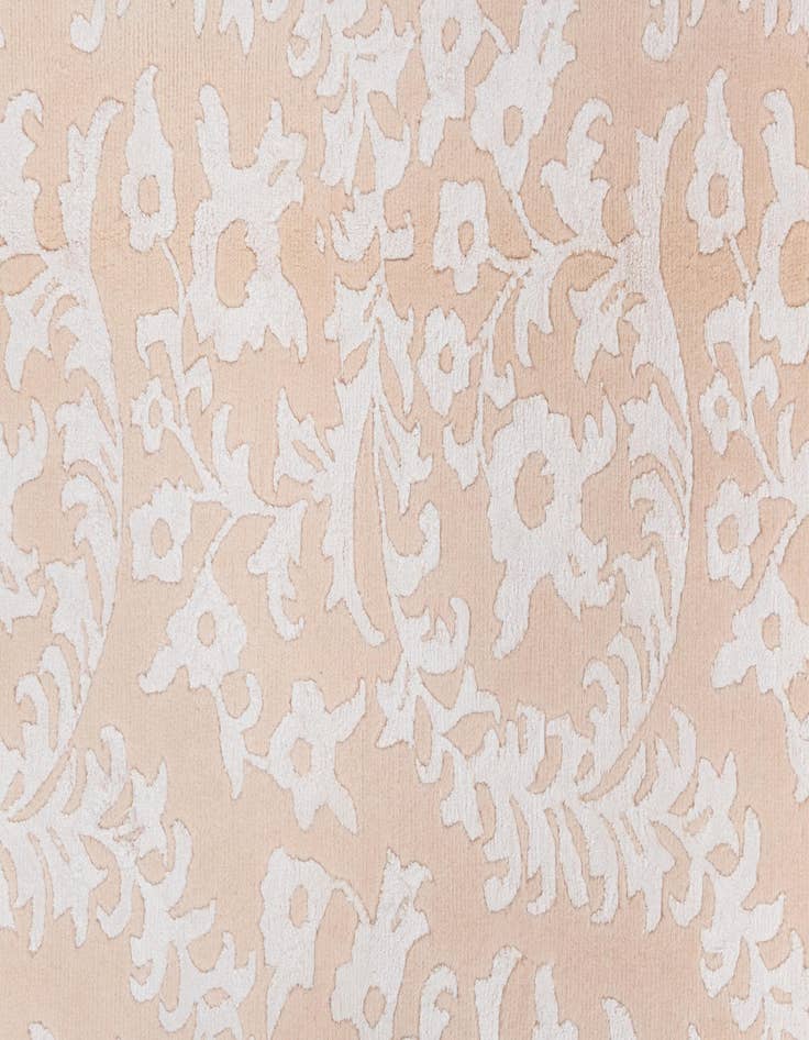 Detail image of 4' 1 x 5' 11  Hand Knotted Darya Wool Rug