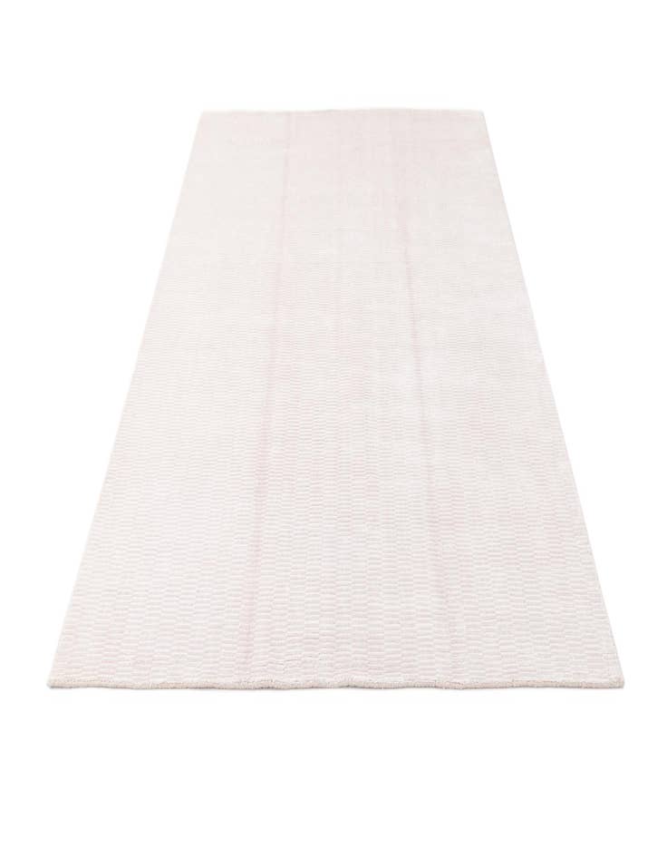 Detail image of 5' 5 x 7' 10 Hand Knotted Darya Wool Rug