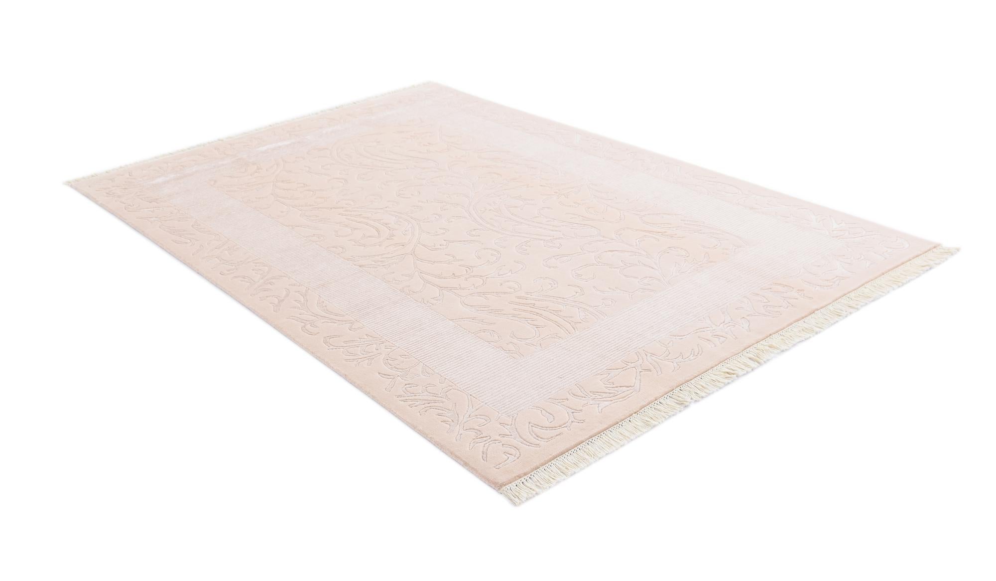 5' 7 x 7' 10 Hand Knotted Darya Wool Rug