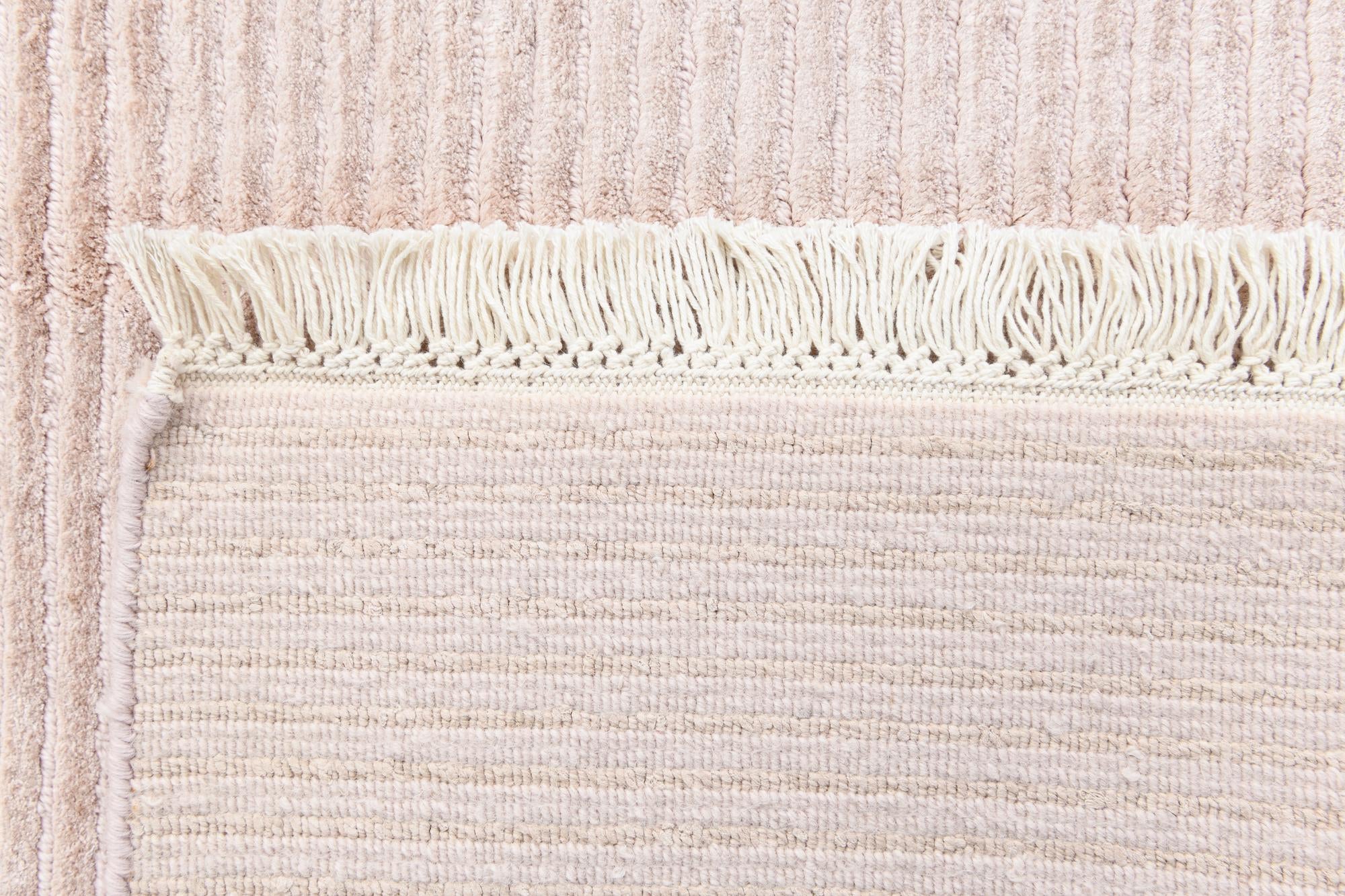 4' 11 x 6' 7 Hand Knotted Darya Wool Rug