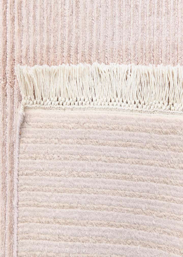 4' 11 x 6' 7 Hand Knotted Darya Wool Rug