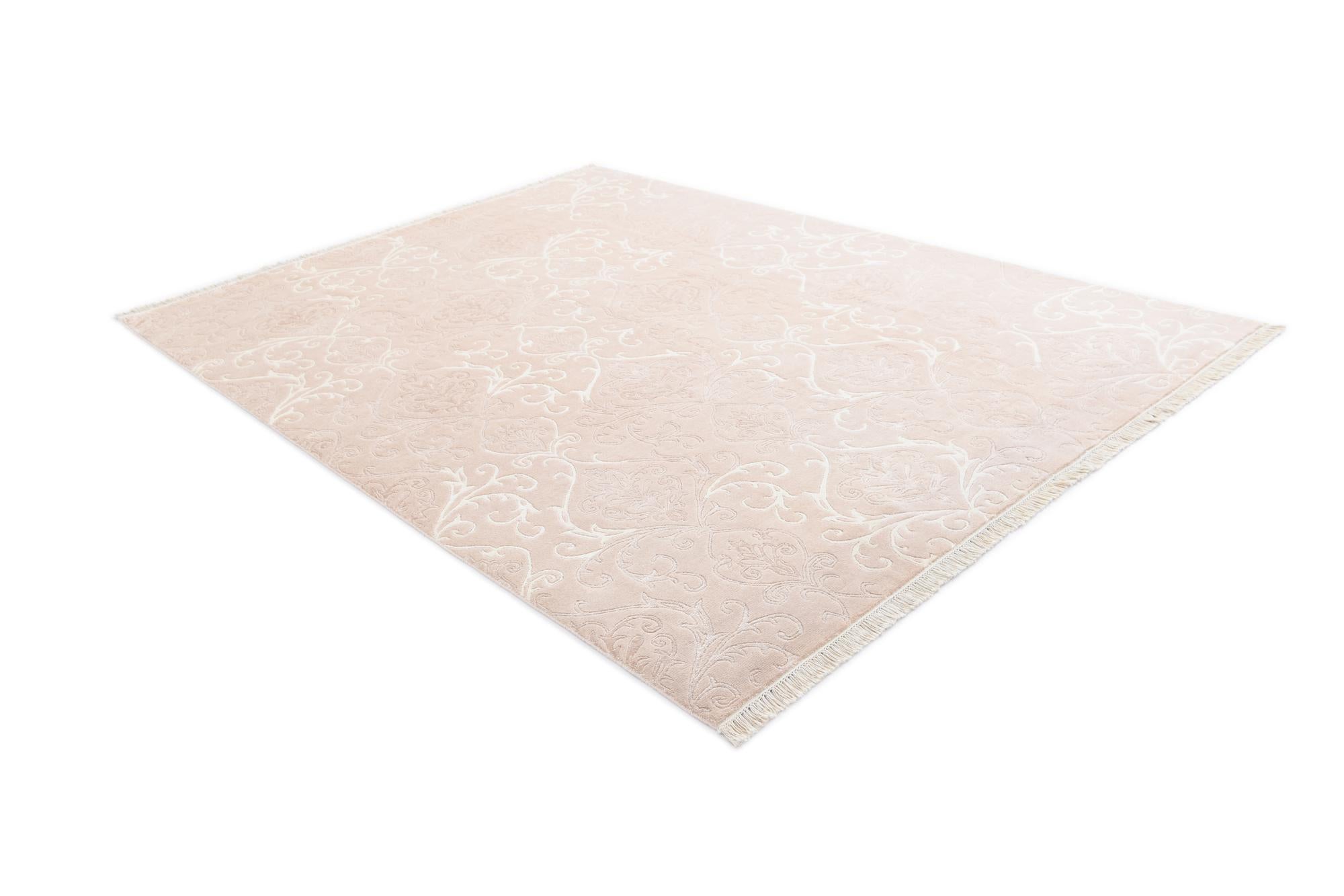 6' 11 x 9' 6 Hand Knotted Darya Wool Rug