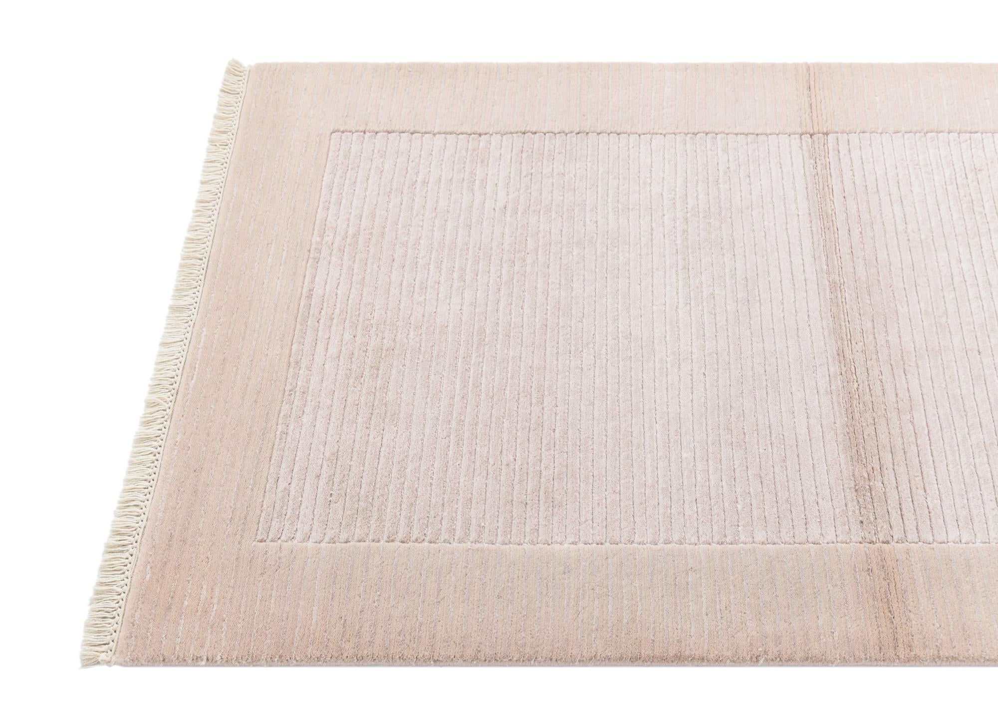 2' 7 x 5' Hand Knotted Darya Wool Rug