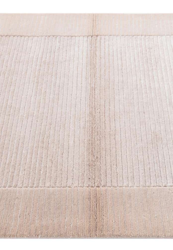 2' 7 x 5' Hand Knotted Darya Wool Rug