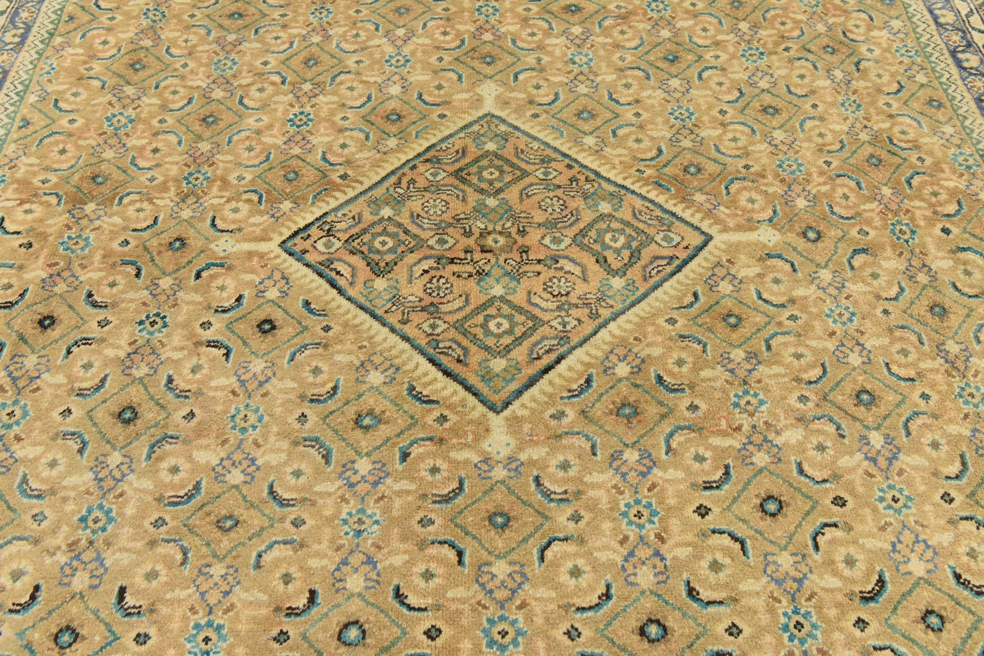 9' 6 x 12' 9 Hand Knotted Farahan Persian Wool Rug