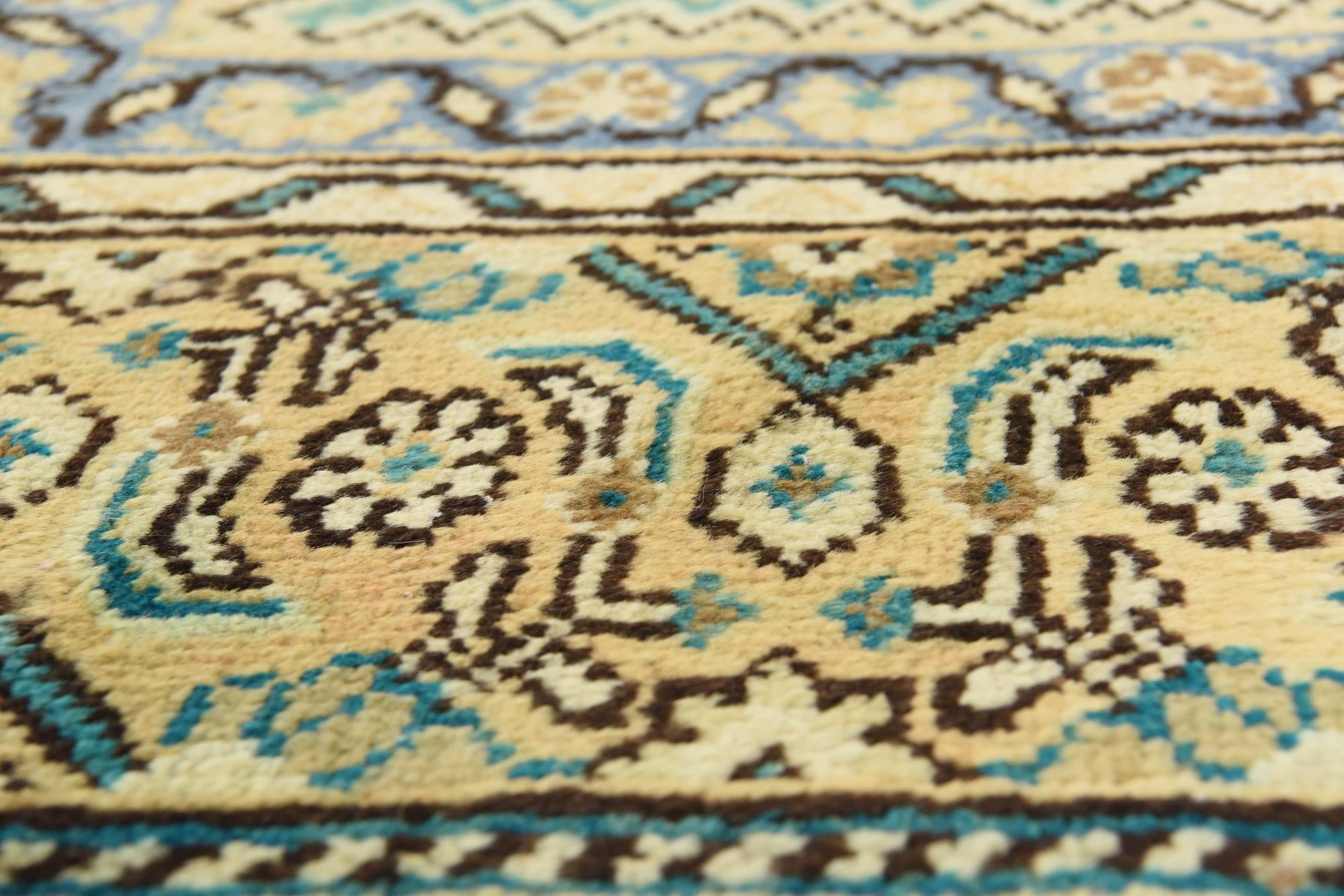 9' 6 x 12' 9 Hand Knotted Farahan Persian Wool Rug