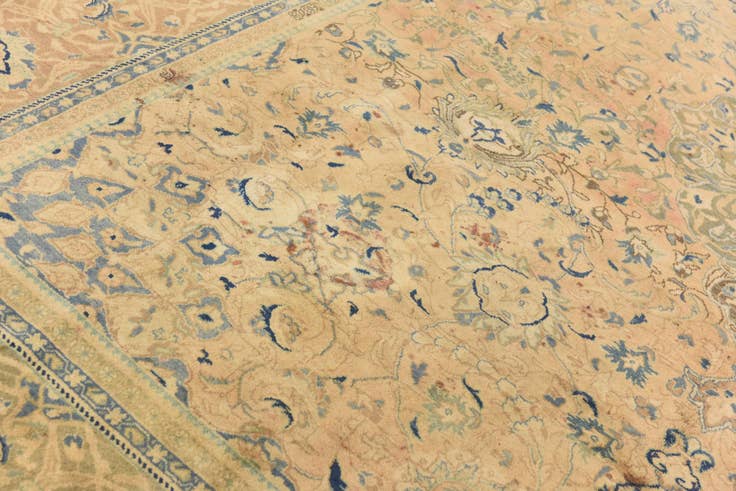 Detail image of 9' 8 x 12' 7 Hand Knotted Farahan Persian Wool Rug