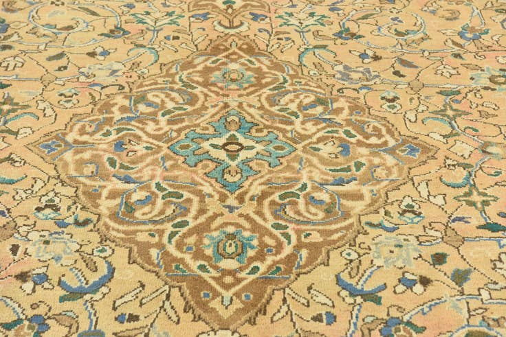 Detail image of 10' 1 x 13' 2 Hand Knotted Farahan Persian Wool Rug