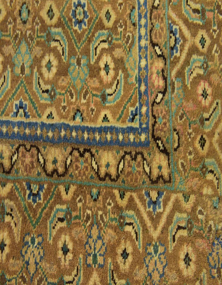 Detail image of 10' 2 x 12' 10 Hand Knotted Farahan Persian Wool Rug