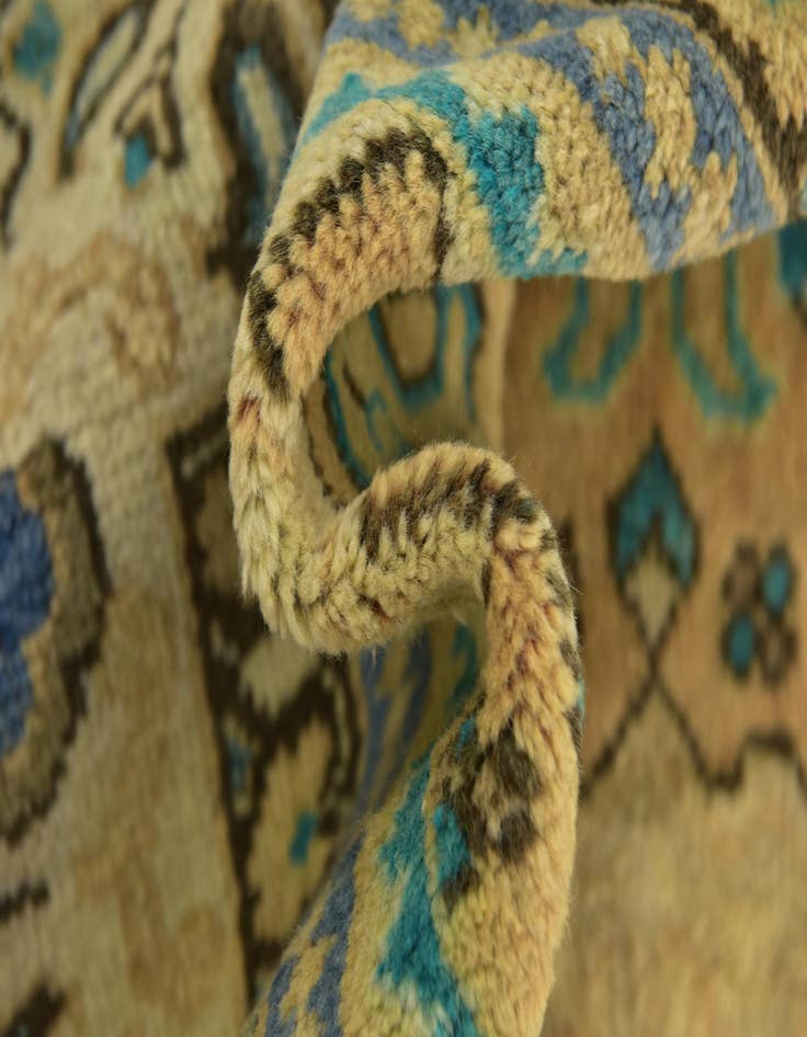 Detail image of 9' 9 x 12' 8  Hand Knotted Farahan Persian Wool Rug