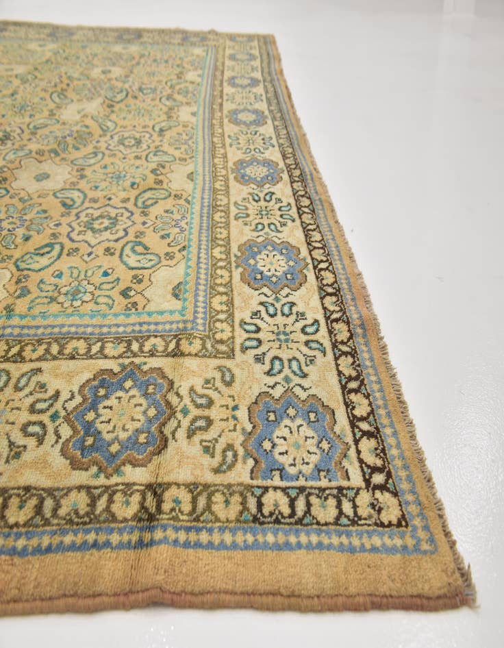 Detail image of 9' 9 x 12' 8  Hand Knotted Farahan Persian Wool Rug