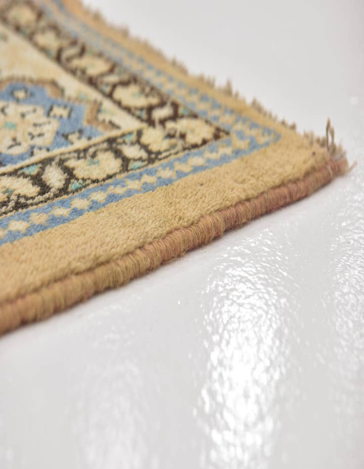 Detail image of 9' 9 x 12' 8  Hand Knotted Farahan Persian Wool Rug