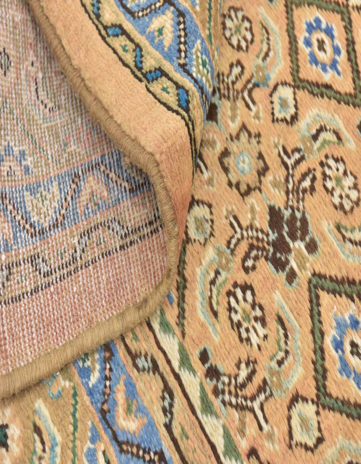 Detail image of 10' x 13' 5 Hand Knotted Farahan Persian Wool Rug