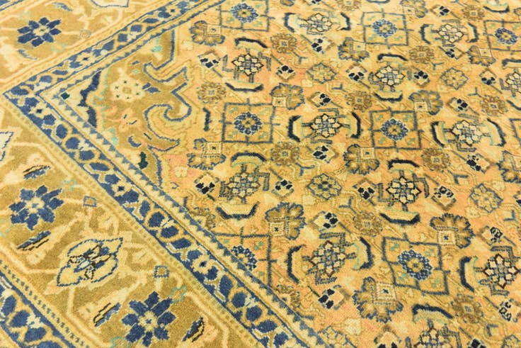 Detail image of 9' 10 x 12' 9 Hand Knotted Farahan Persian Wool Rug