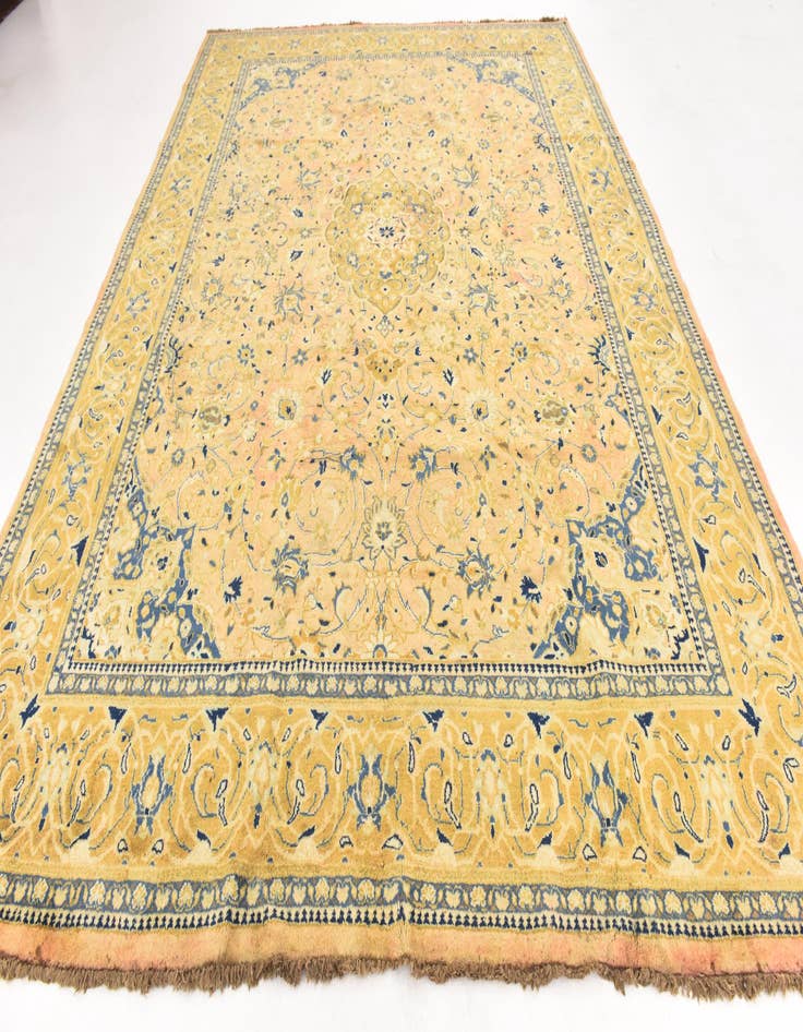 Detail image of 9' 4 x 13' 2 Hand Knotted Farahan Persian Wool Rug